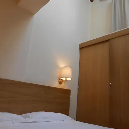 Atlantic Hotel 3*